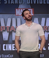 216.jpg